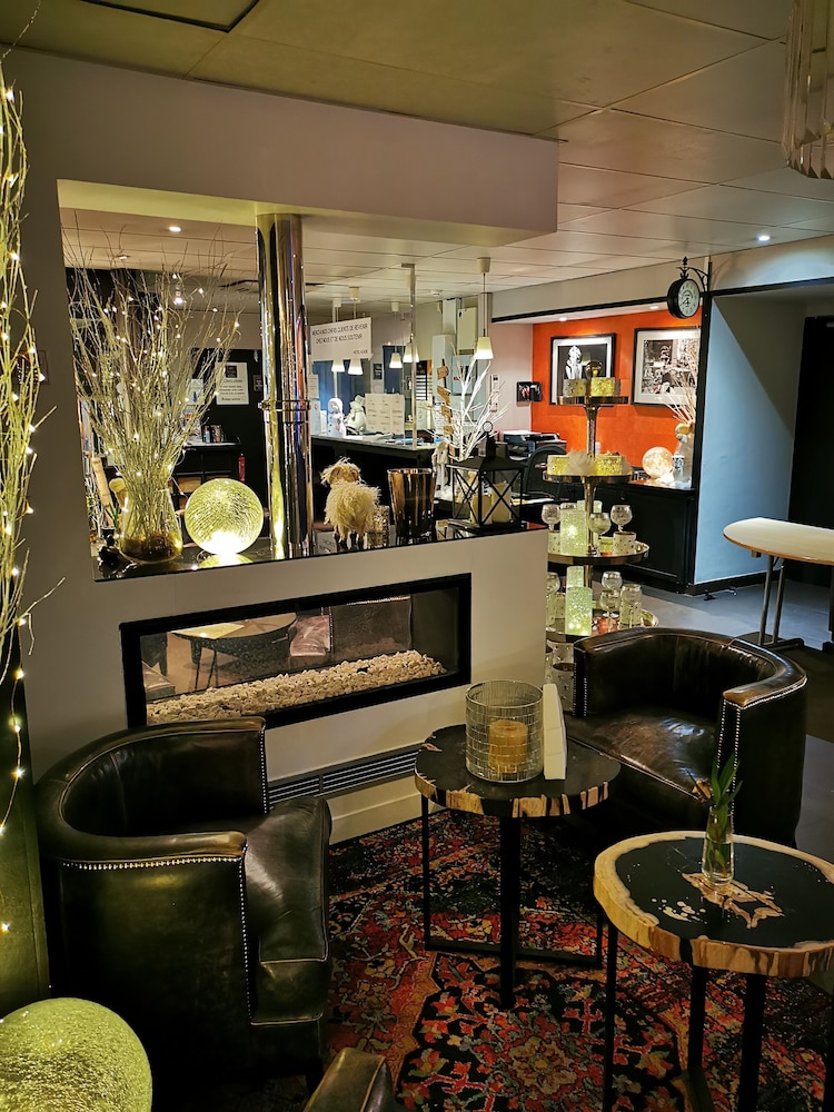 Comfort Hotel Cergy Pontoise Comfort FR06 27/36