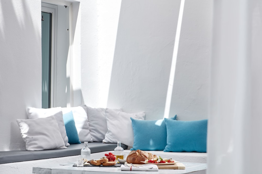 Mykonos Town Suites 14/46