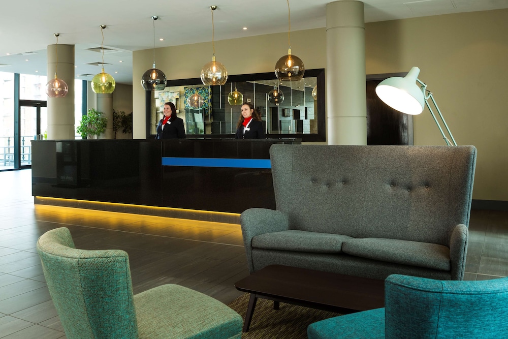 Radisson Hotel Manchester City Centre, A Verified Net Zero Hotel 66/91