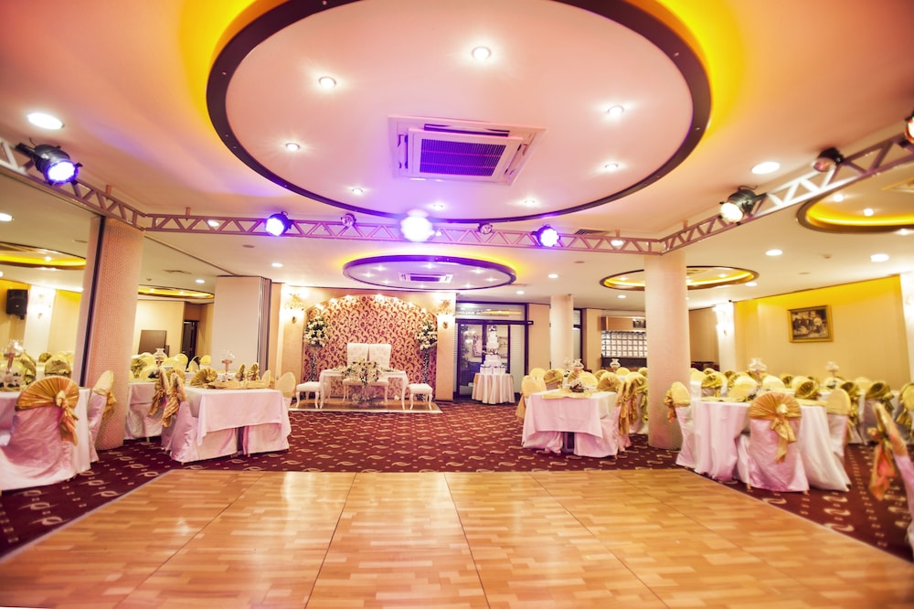 Adana Erten Otel 8/48