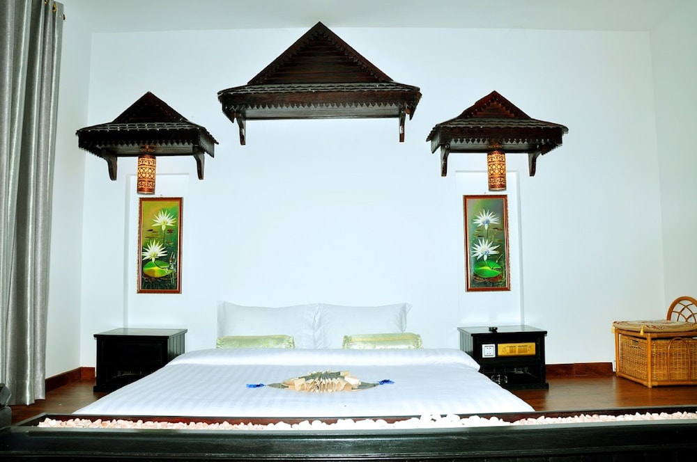 Vimean Sovannaphoum Resort 48/72