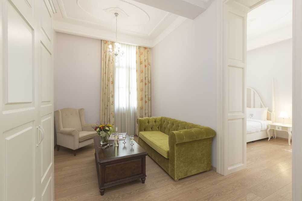 Gatto Perso Luxury Apartments 23/50