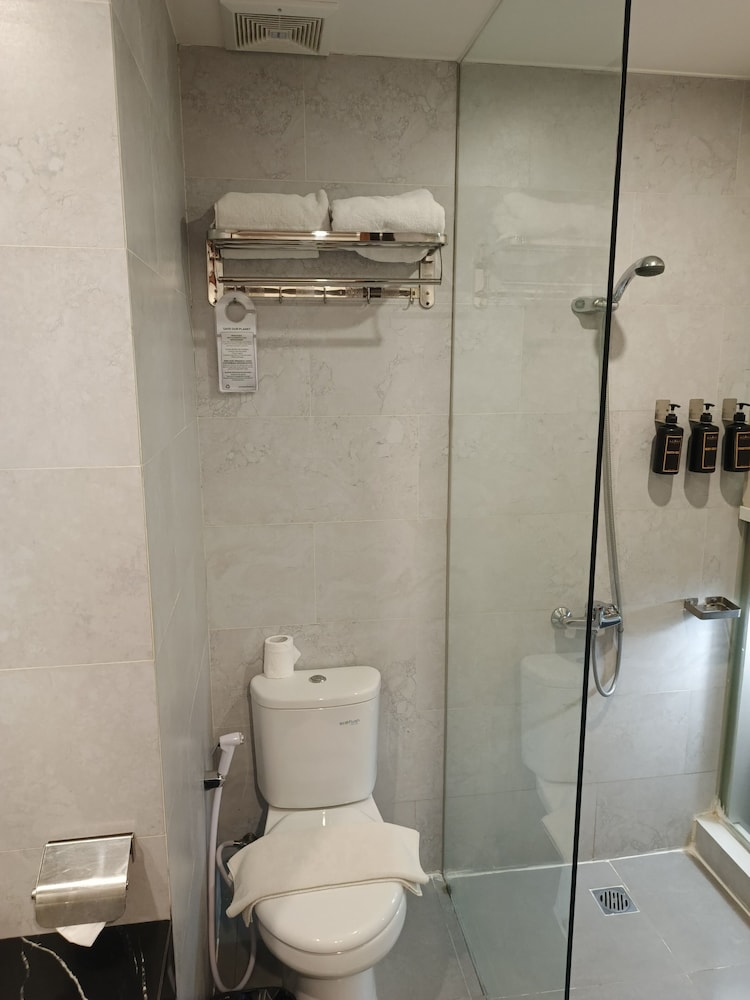 Azana Style Hotel Tulungagung 47/50