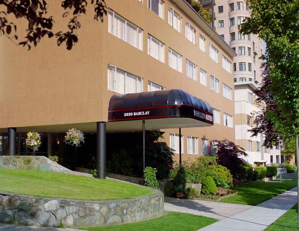 The Rosellen Suites At Stanley Park 72/74