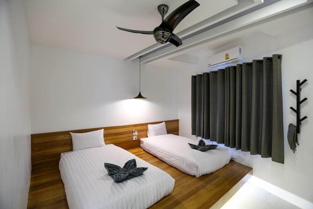 STANDARD, TWIN BEDS