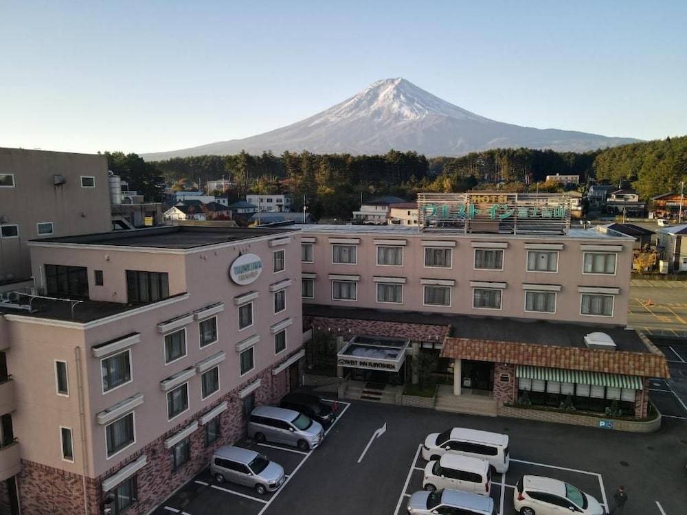 West Inn Fuji-Yoshida 1/50