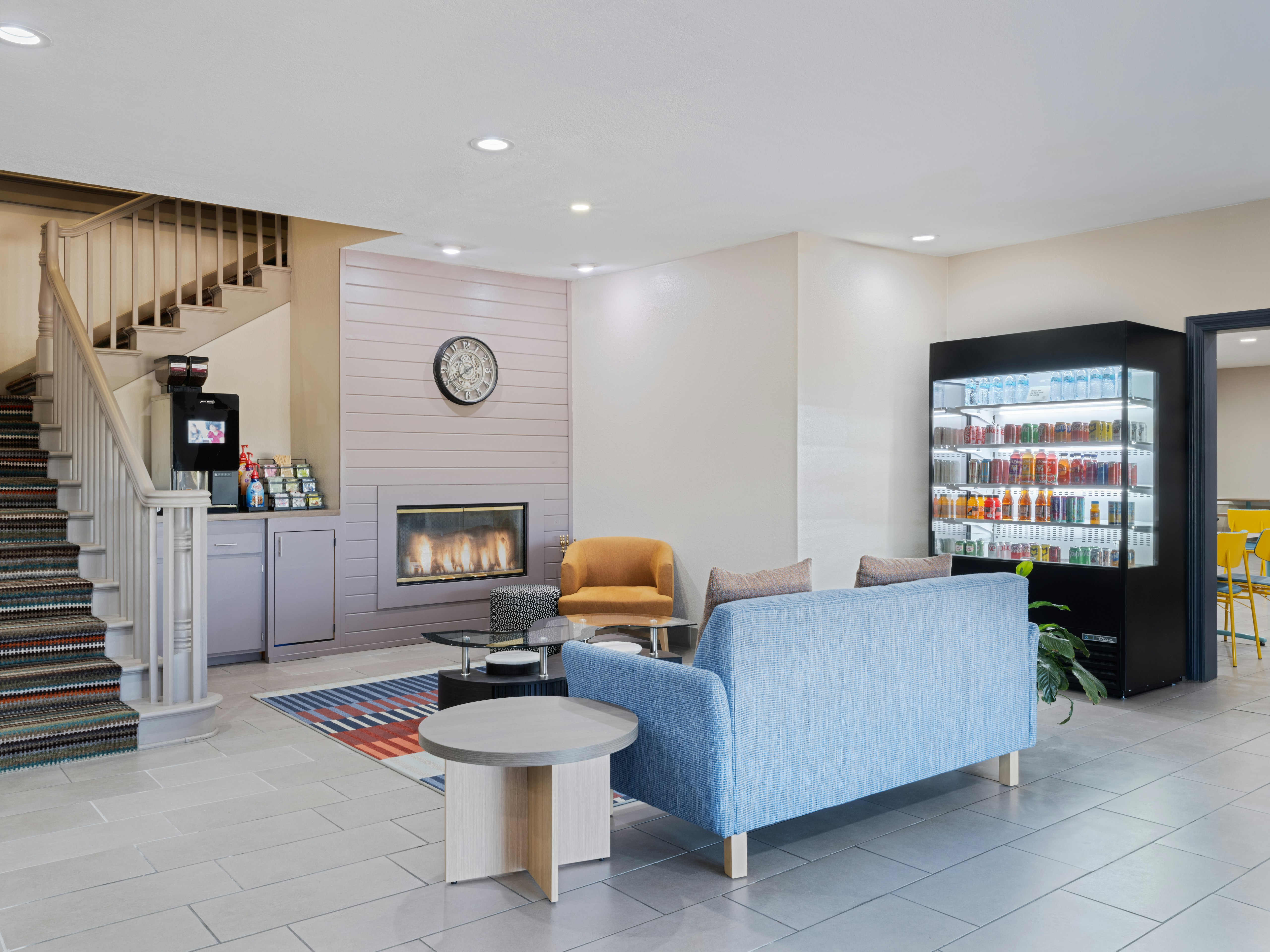 Country Inn & Suites By Radisson, Decatur, IL 23/40