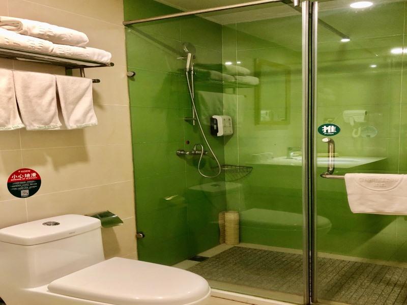 GreenTree Inn Tianjin Hexi Olympic Sports Center Cancer Hospital subway station Express Hotel 18/19