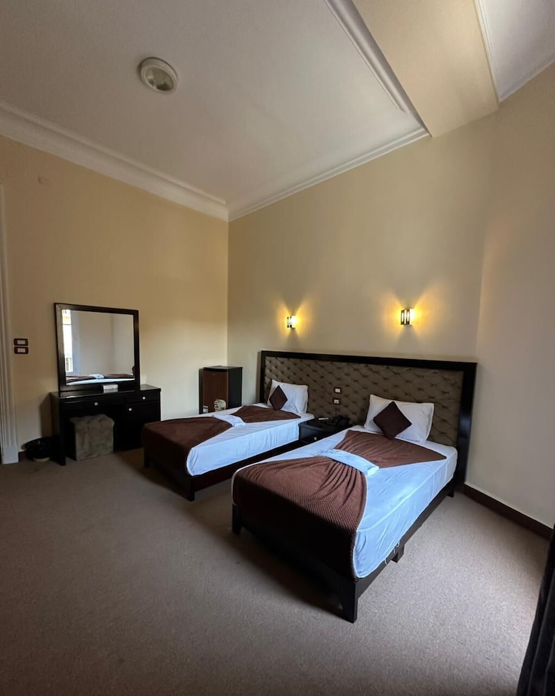 Paradise Boutique Hotel 5/43