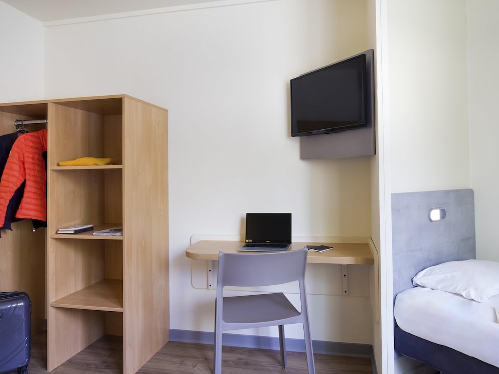 Ibis Budget Aubagne Les Paluds Agora 53/62