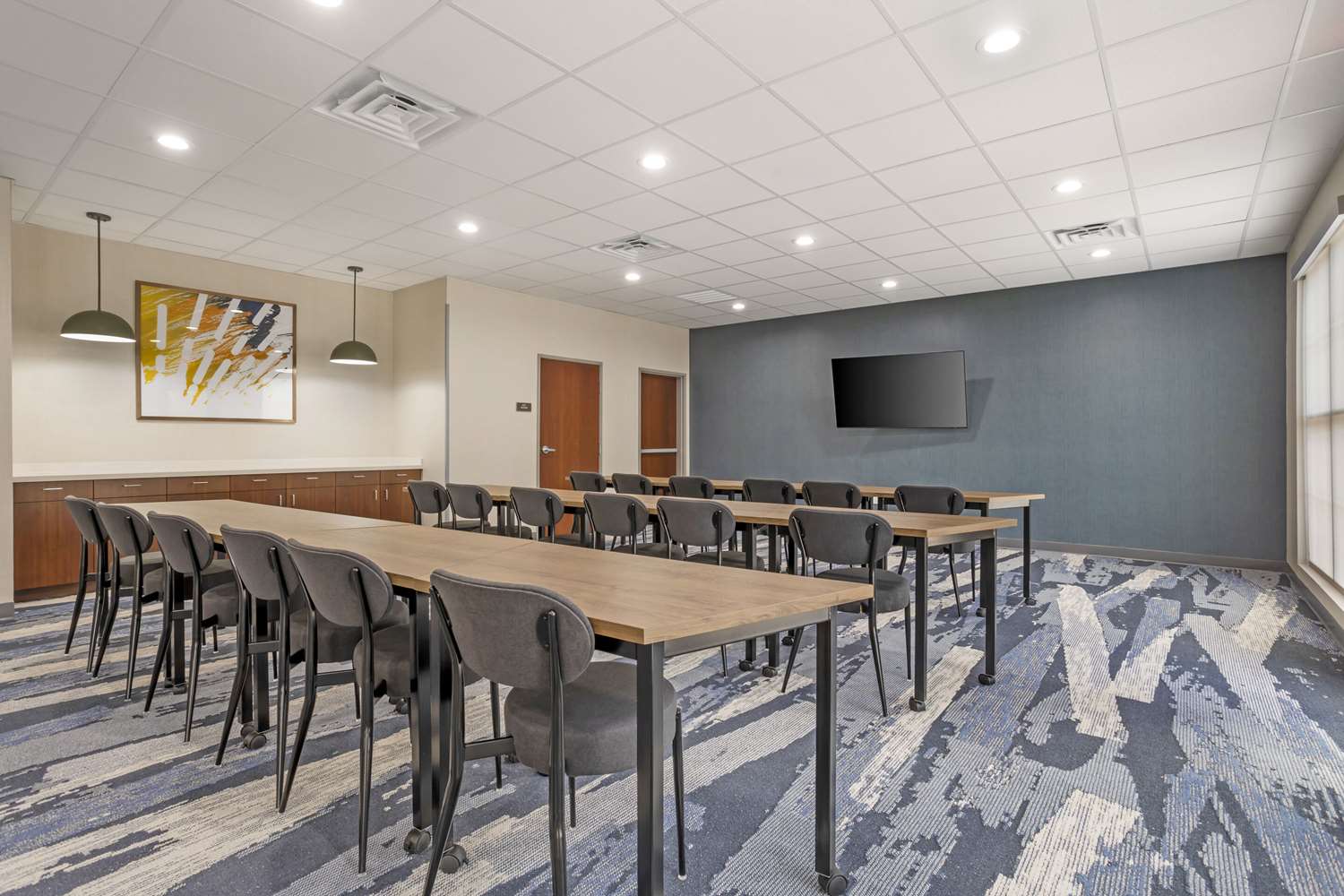Comfort Inn & Suites Huntsville Near University 18/22