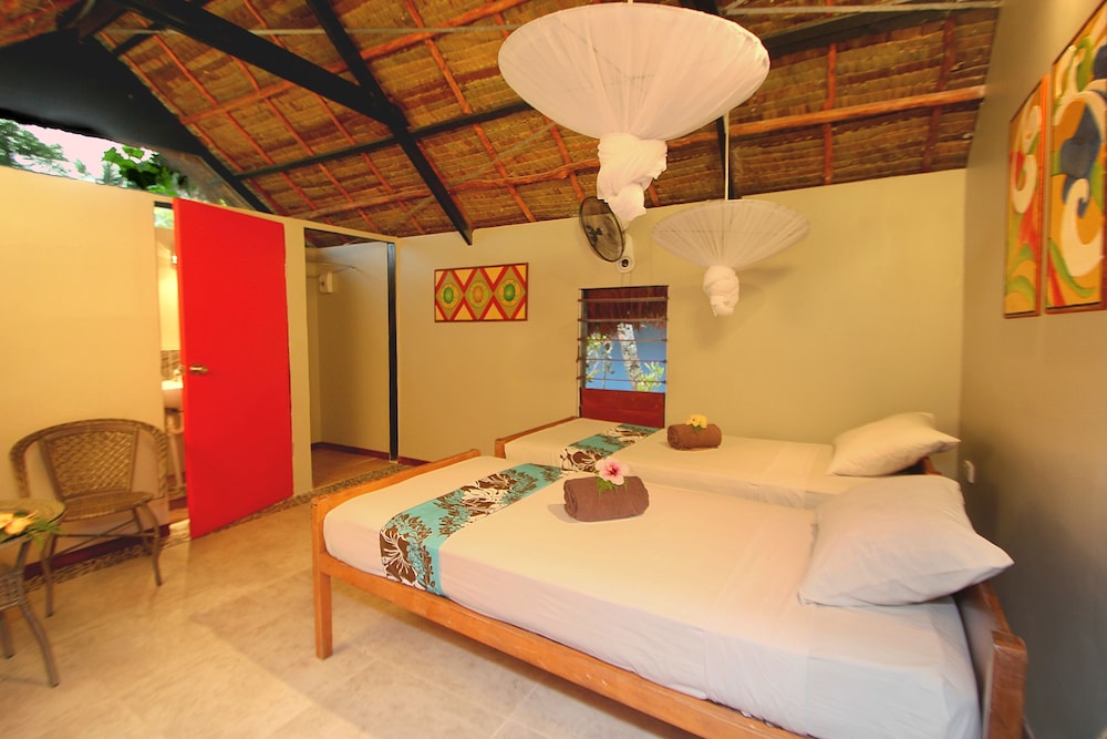1 Bedroom, Garden, Bure, Twin Beds، Mango Bay Resort 2/7