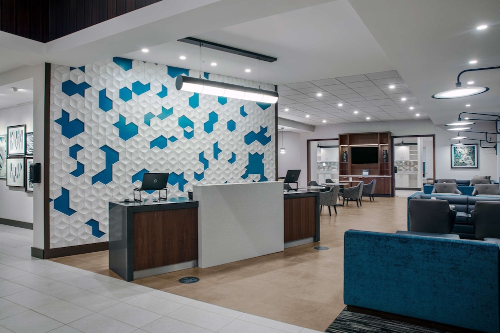 Hyatt Place Titusville / Kennedy Space Center 5/40