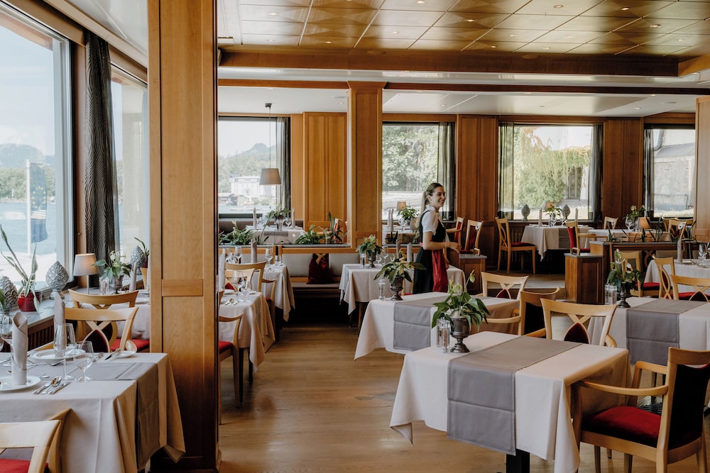 Romantik Residenz (Ferienwohnungen Hotel Im Weissen Rössl) 35/50
