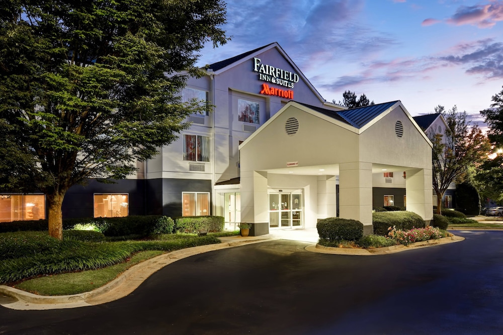 Fairfield Inn Suites by Marriott Atlanta Kennesaw 43/50