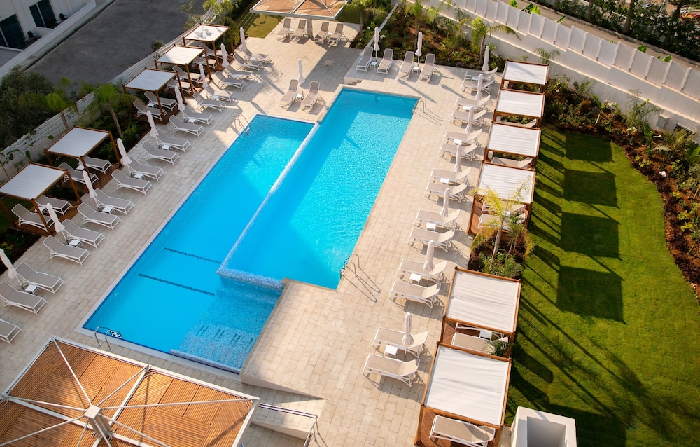 Vangelis Hotel Apartments 35/72