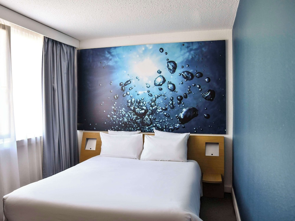 Novotel Paris Creteil Le Lac 12/48