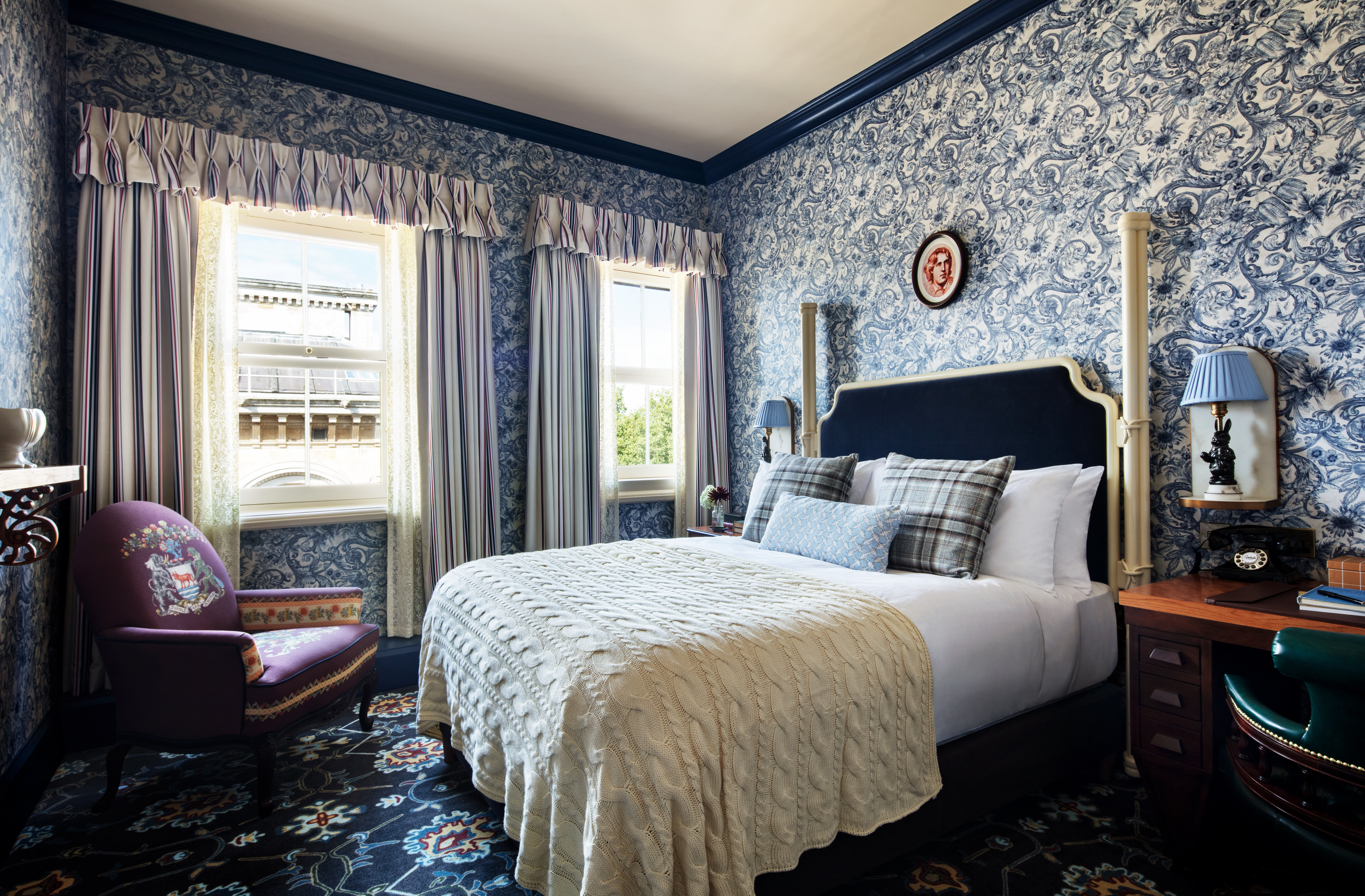 Graduate, Double Bed, with View