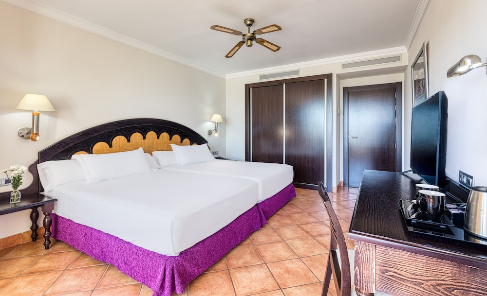 SUPERIOR, DOUBLE BED, SEA VIEW