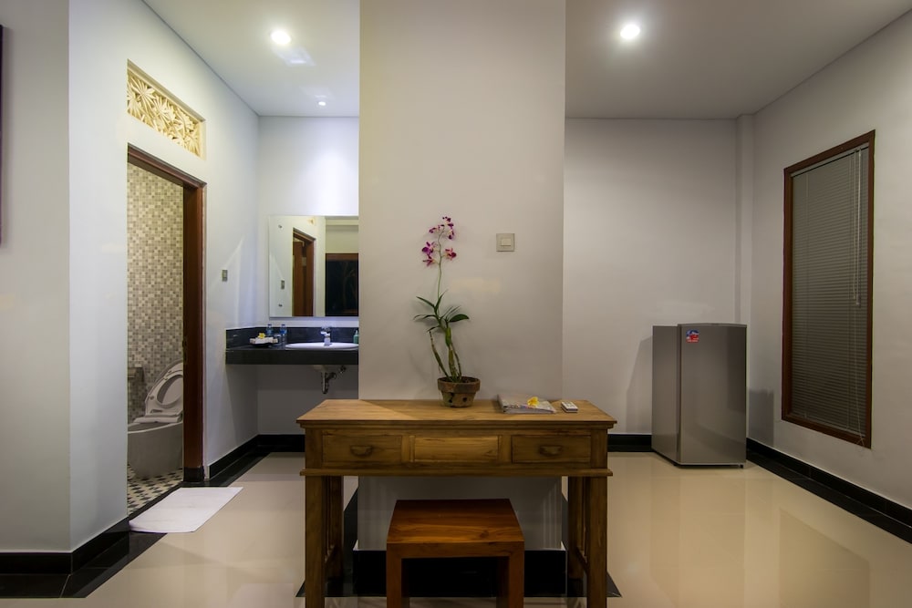 Amoya Inn 3/50