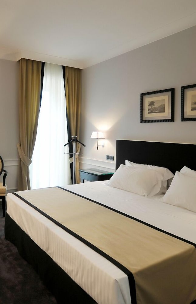 DoubleTree by Hilton Naples Oriente 7/32