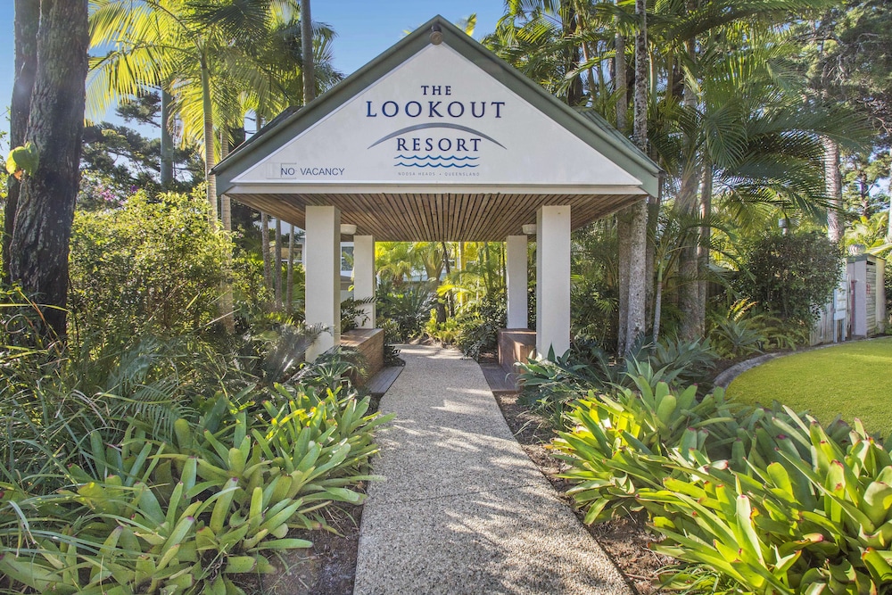 THE LOOKOUT RESORT 70/74