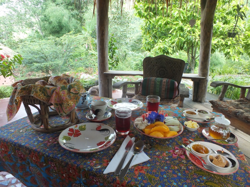 Chiang Dao Roundhouses 19/47