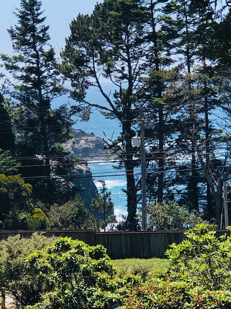 Seafoam Lodge 55/67