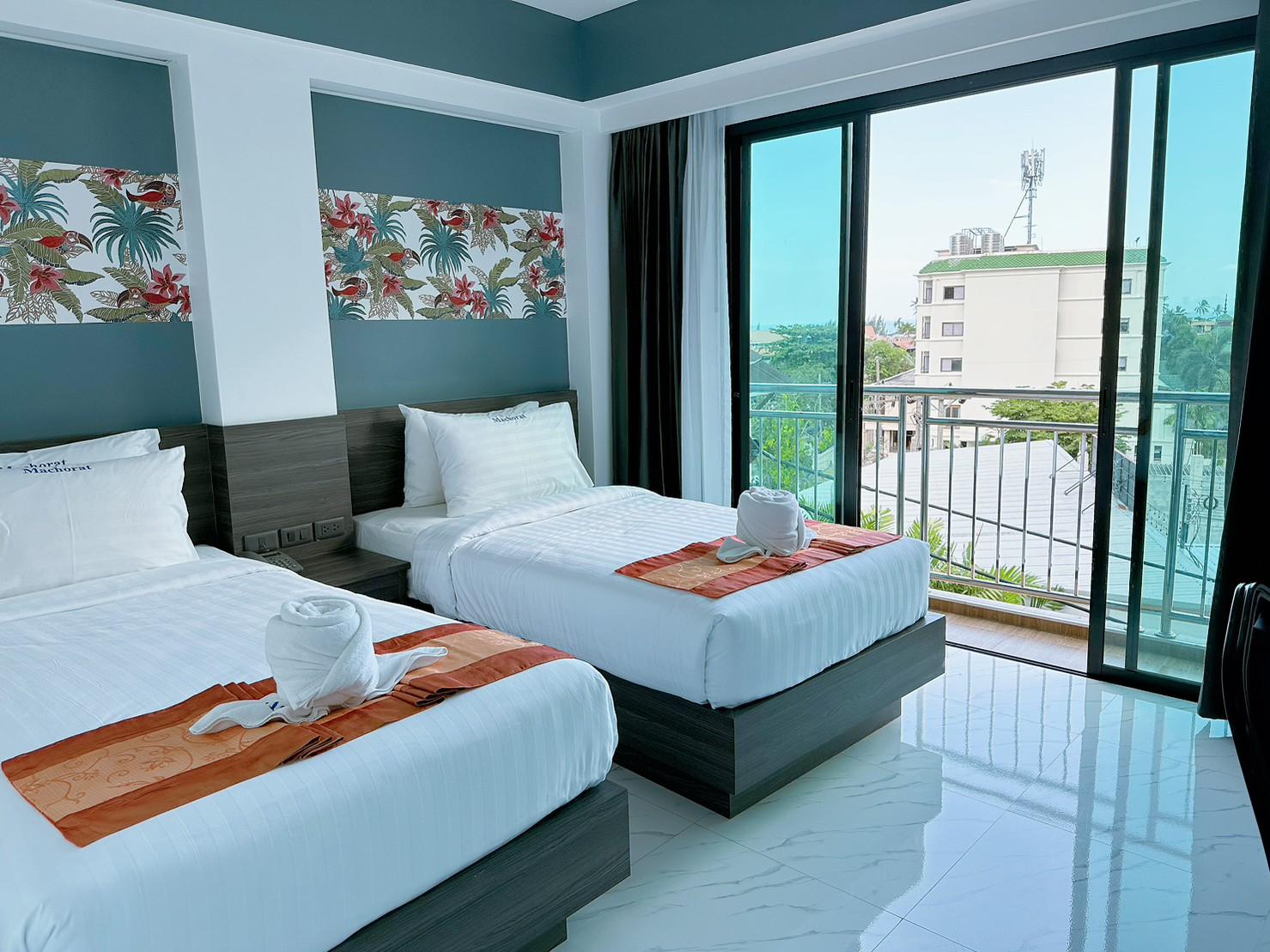 SUPERIOR, TWIN BEDS