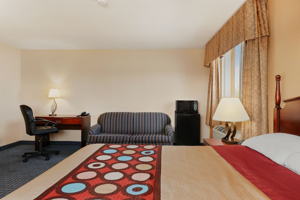FairBridge Inn Express Williamsville 20/35