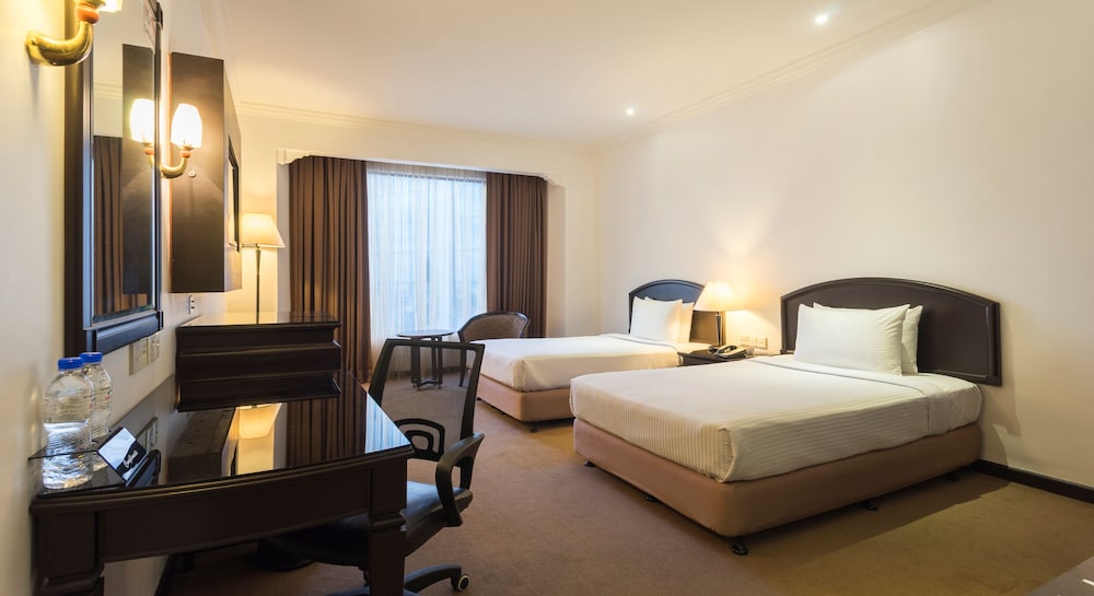 Bayview Hotel Georgetown 13/54
