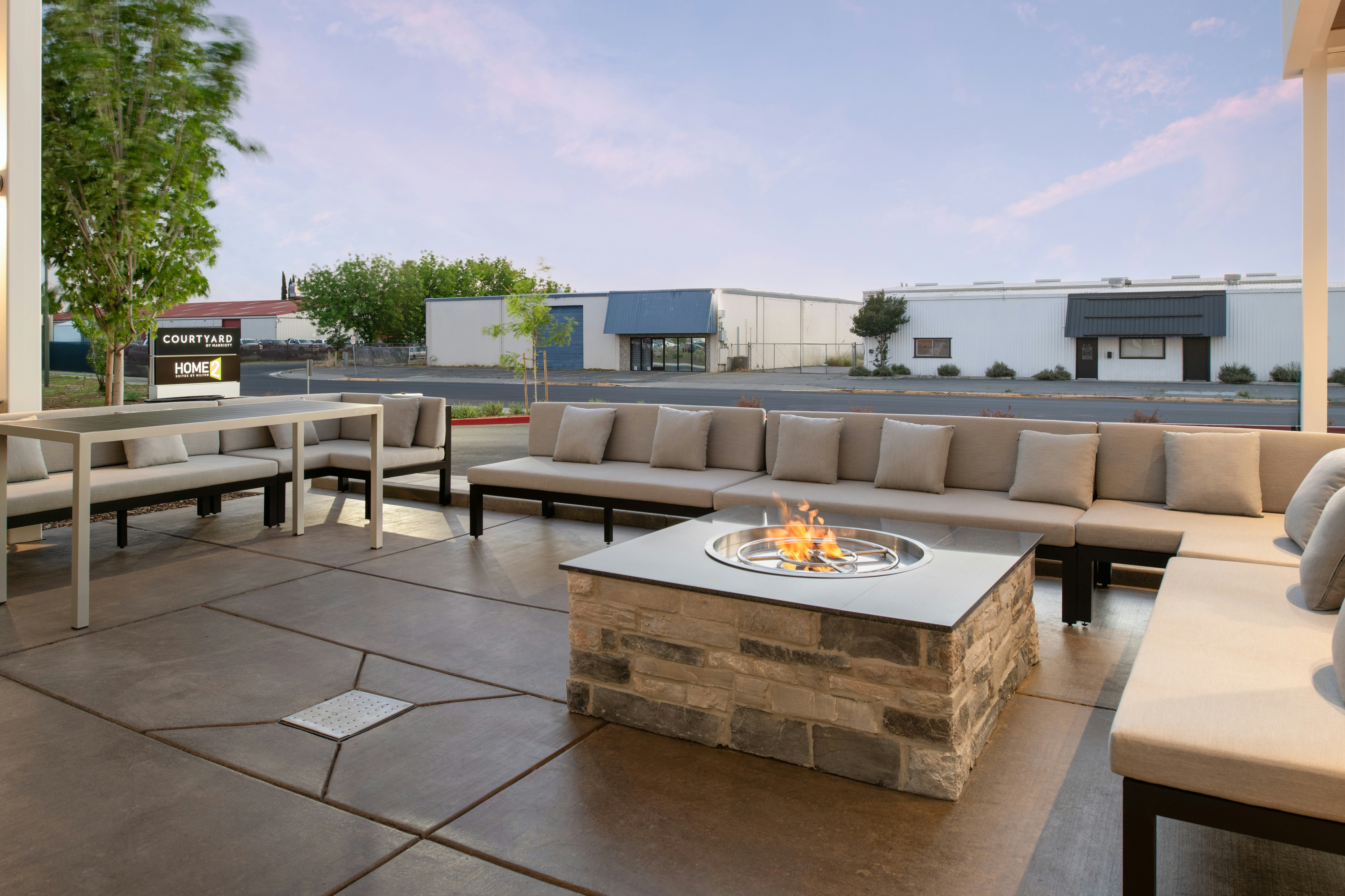 Home2 Suites by Hilton Woodland Sacramento 25/39
