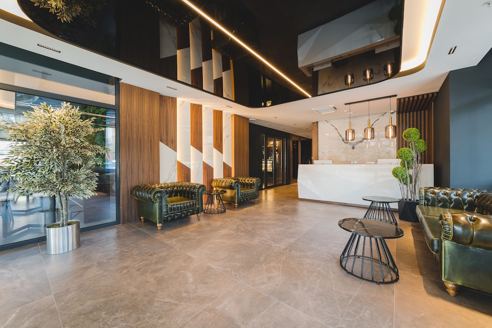 Bristol Hotel Podgorica 10/62