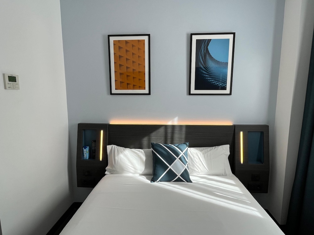 Easyhotel Malaga City Centre 24/59