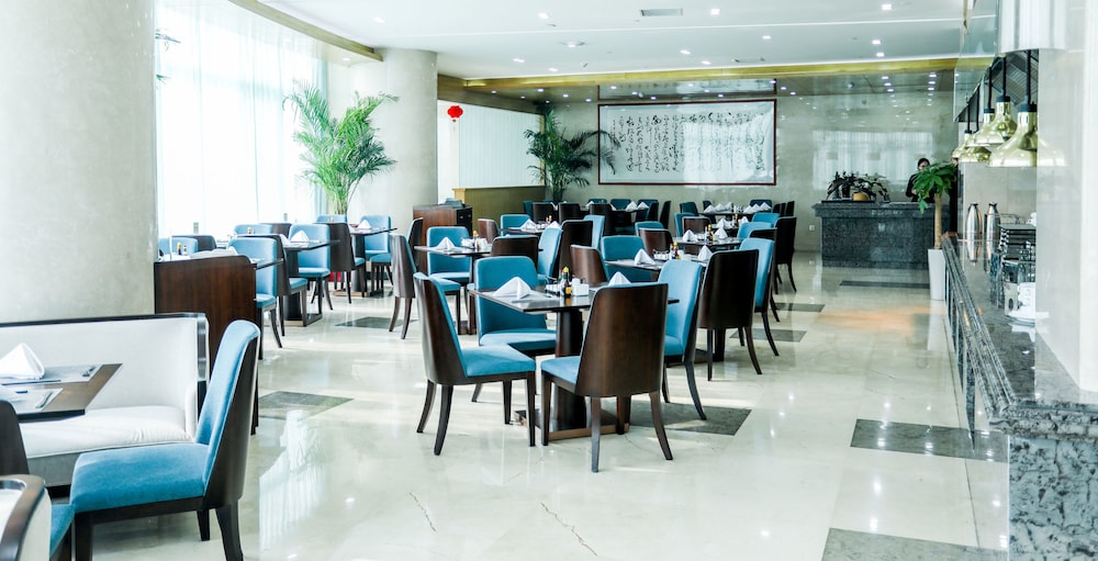 Hundred Hotel 49/60