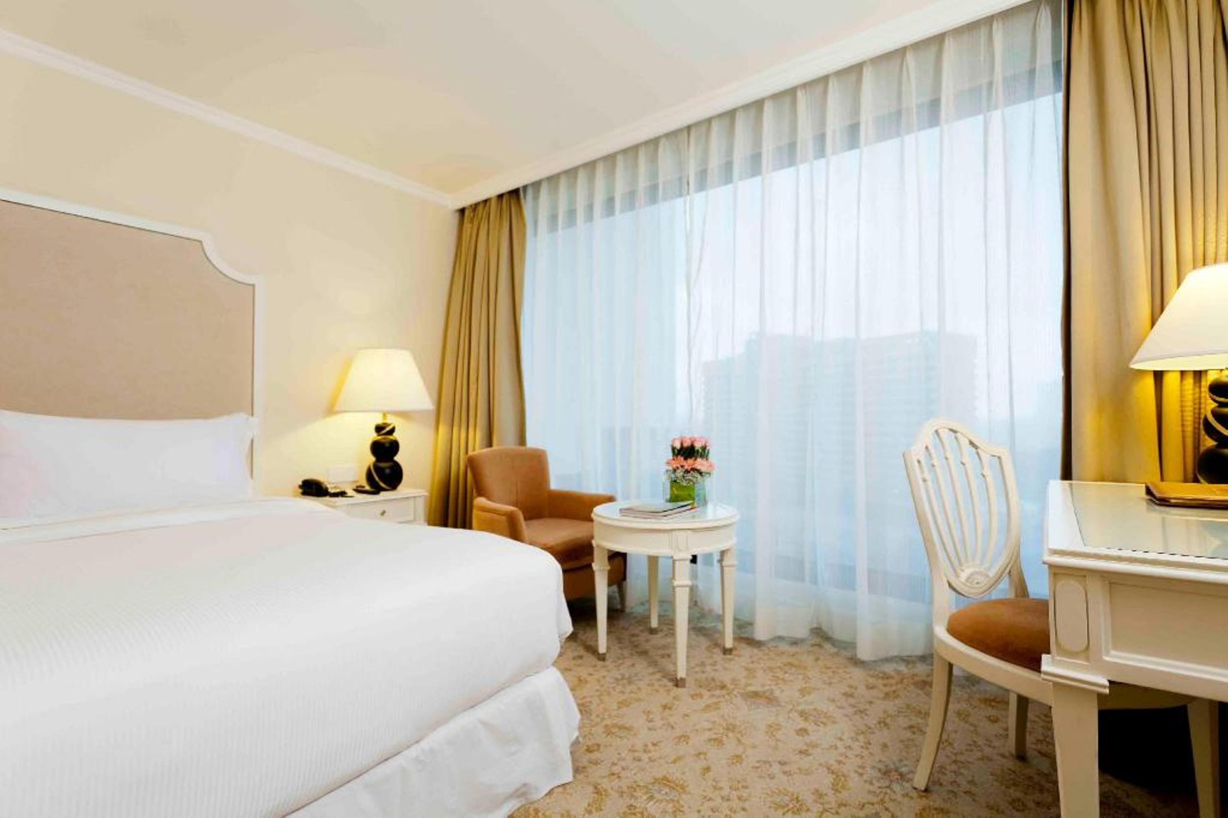 DELUXE SINGLE ROOM