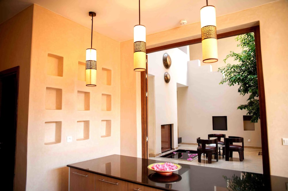 Al Maaden Villa Hotel And Spa 50/50