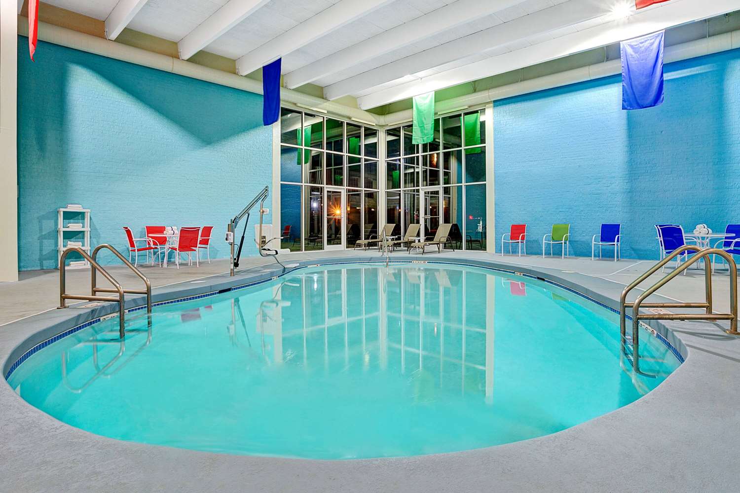 Travelodge by Wyndham Iowa City 10/13