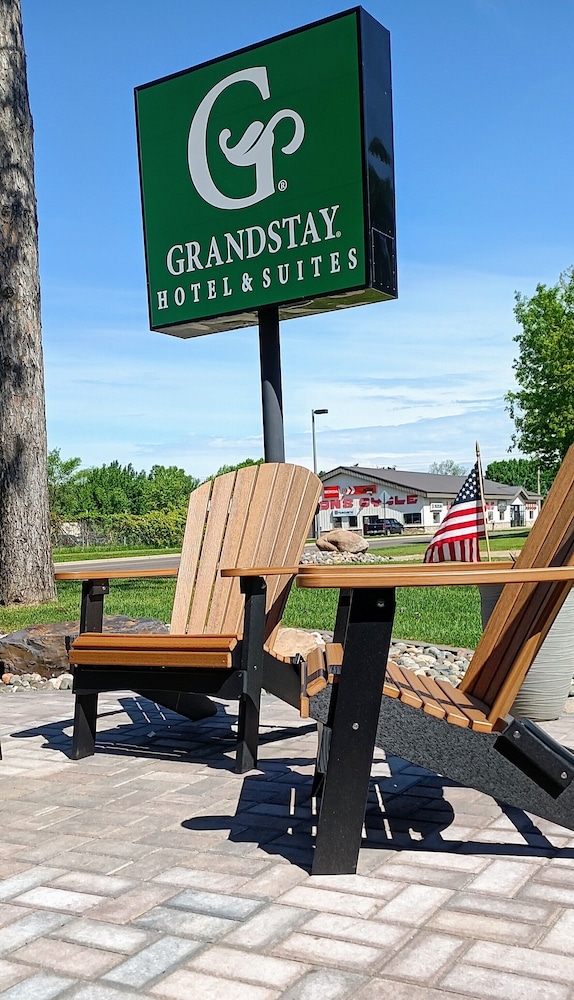 Grandstay Hotel Suites 44/50