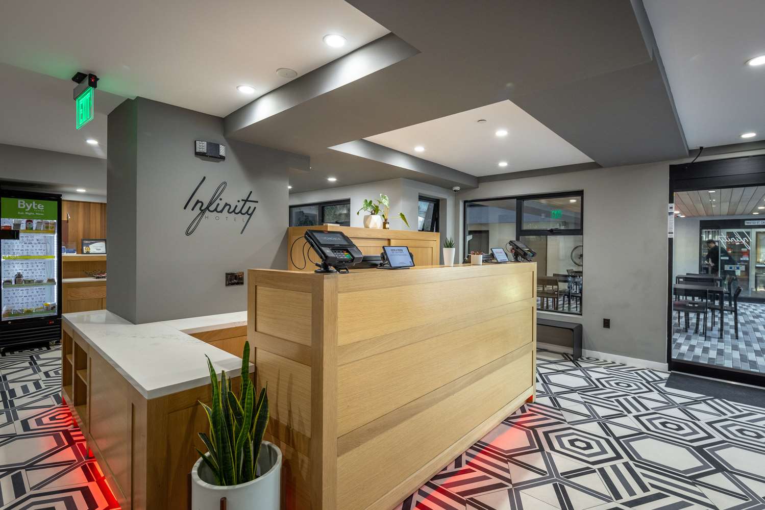 Infinity Hotel San Francisco, Tapestry Collection by Hilton 11/35