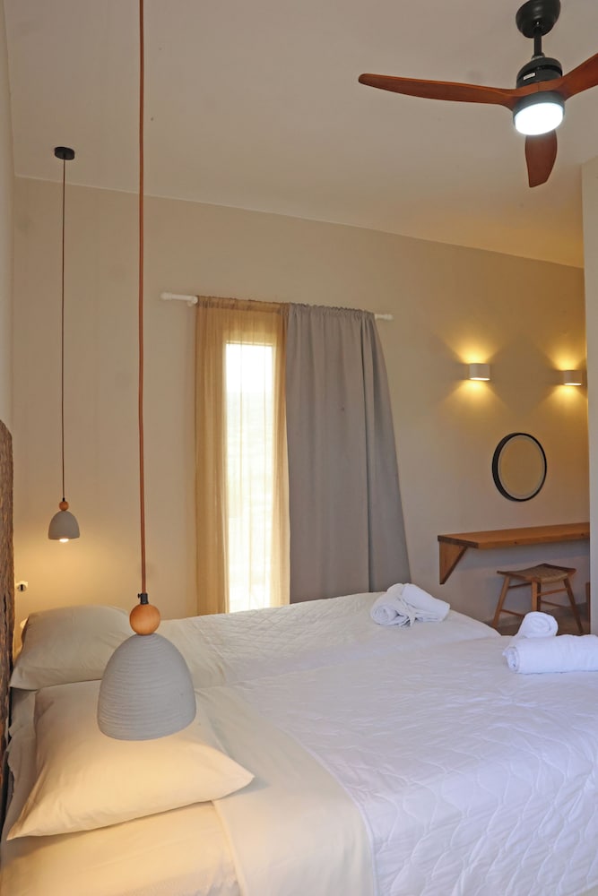 Ventoura Studios & Apartments 10/41