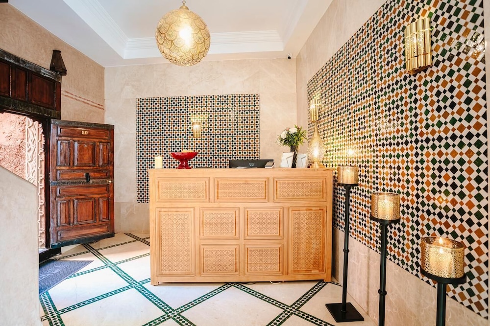 Riad El Noujoum 7/50