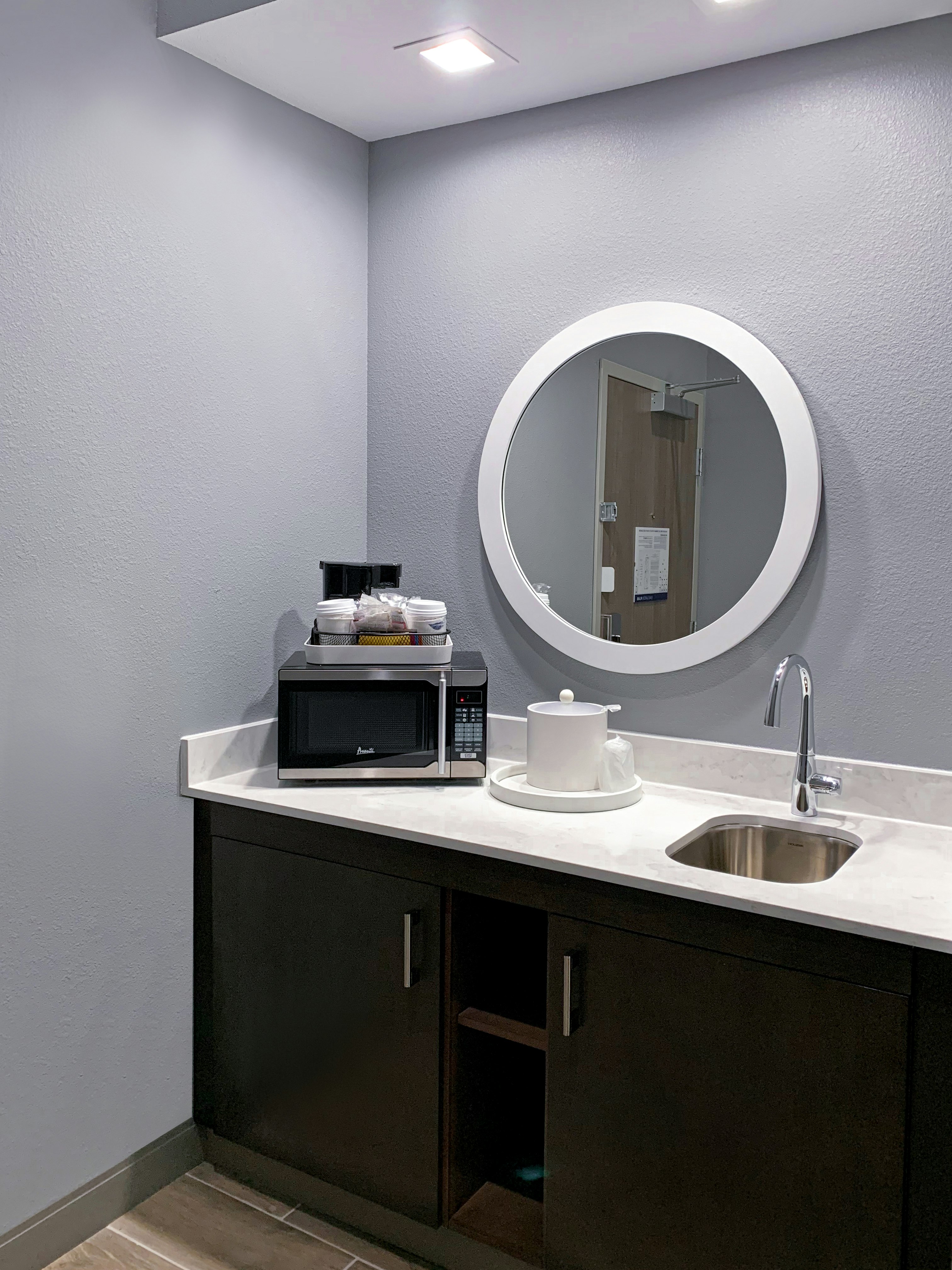 استوديو بسرير كينج، Hampton Inn and Suites Houston East Beltway 8 3/5