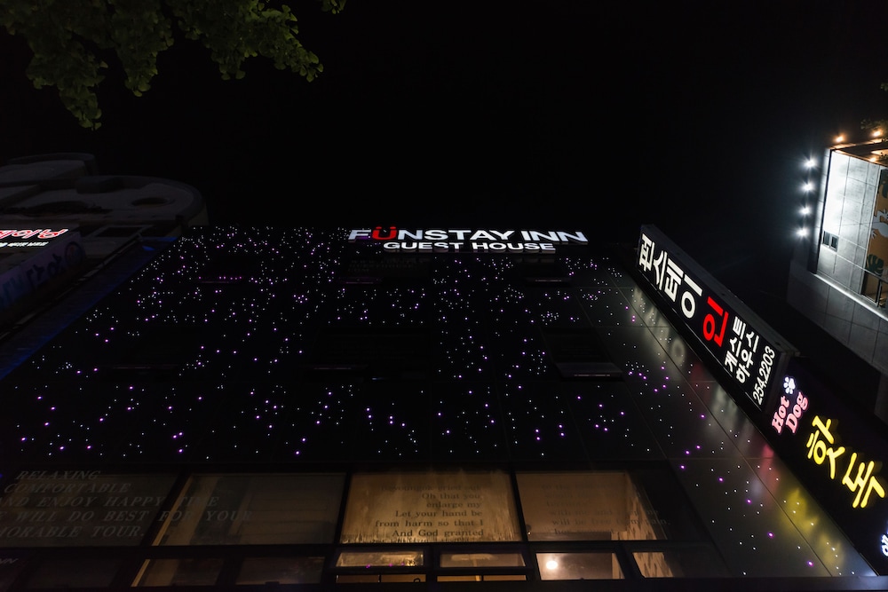 FunStay Inn Guesthouse 2/50