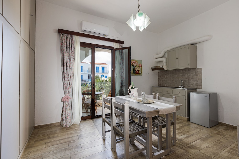 Kasteli Studios and Apartments 35/49