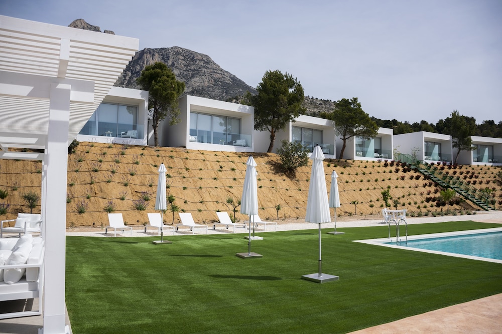 Puig Campana Nature Suites Hotel And Btt 30/35