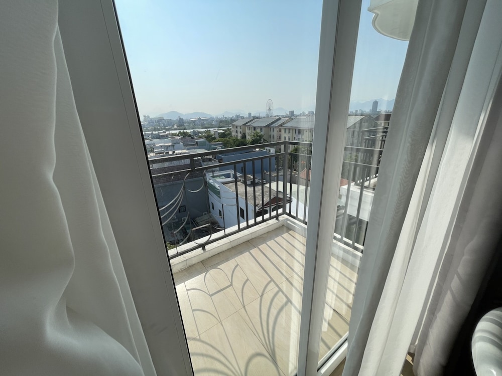 RHM Luxury Hotel And Suite 3/53