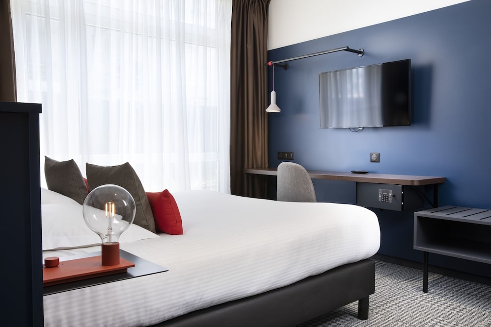 Hotel Le Bugatti 38/64