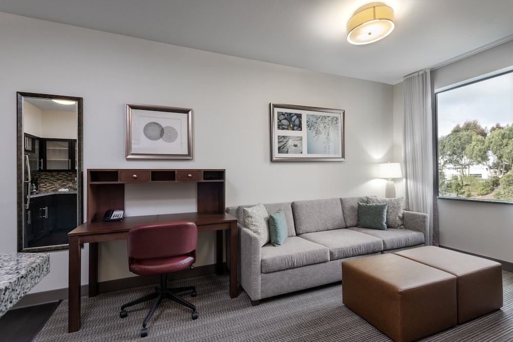 Staybridge Suites Carlsbad/San Diego 43/73