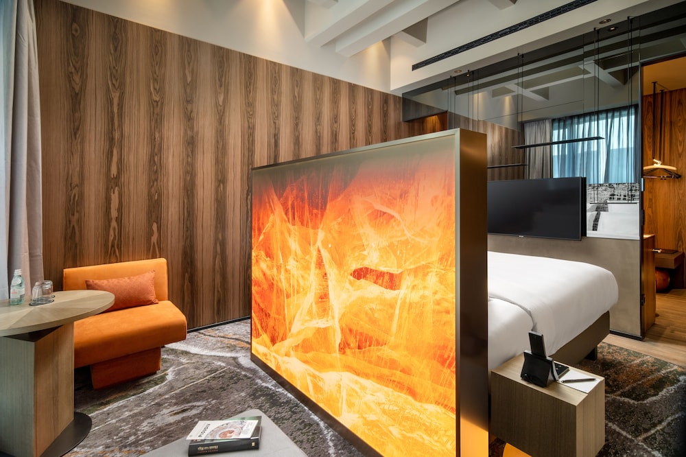 The Emporium Plovdiv MGallery Hotel Collection 43/48